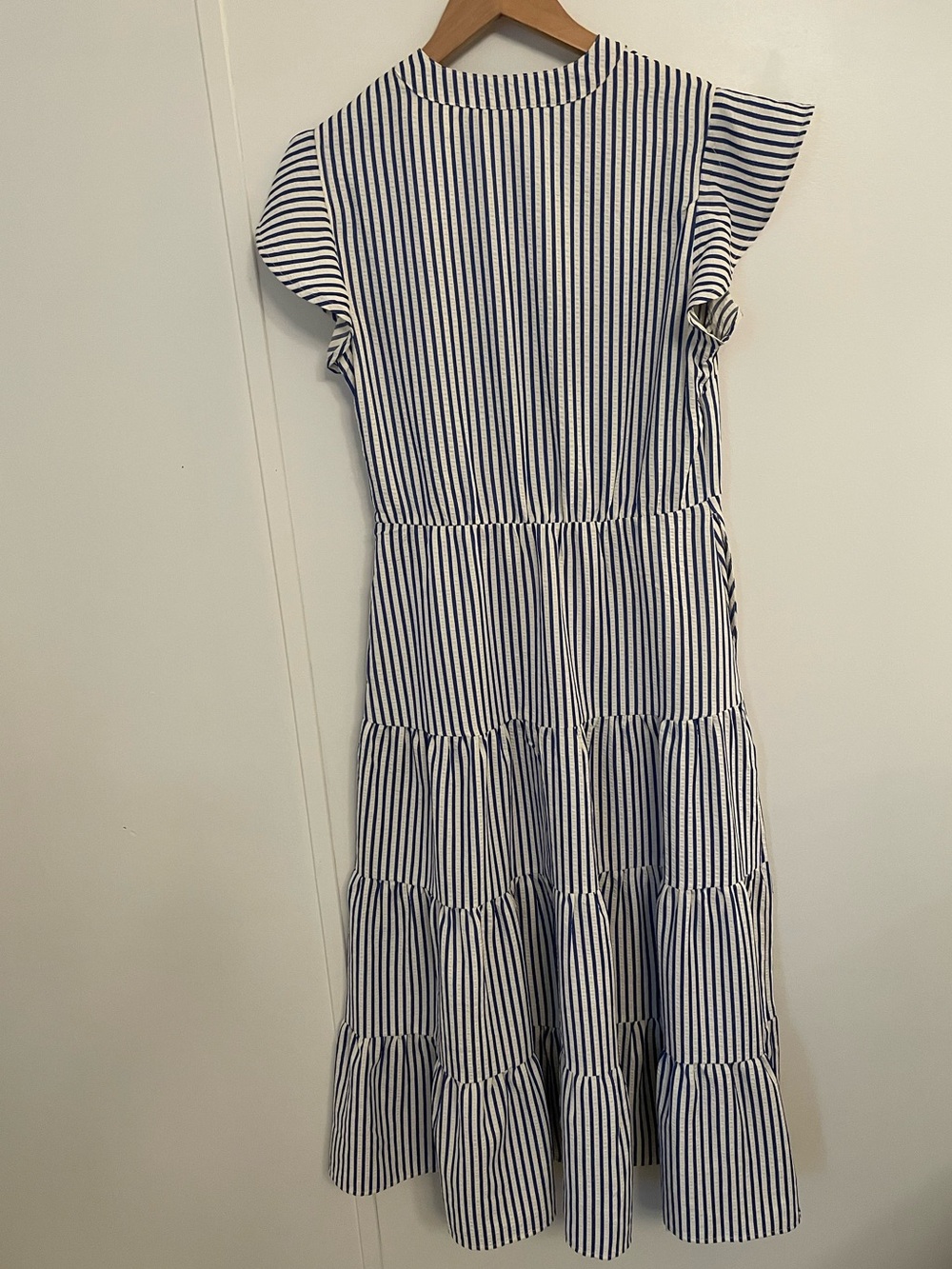 Cato Blue and White Striped Tiered Midi Dress V-Neck Size S nautical resortwear - Picture 4 of 9